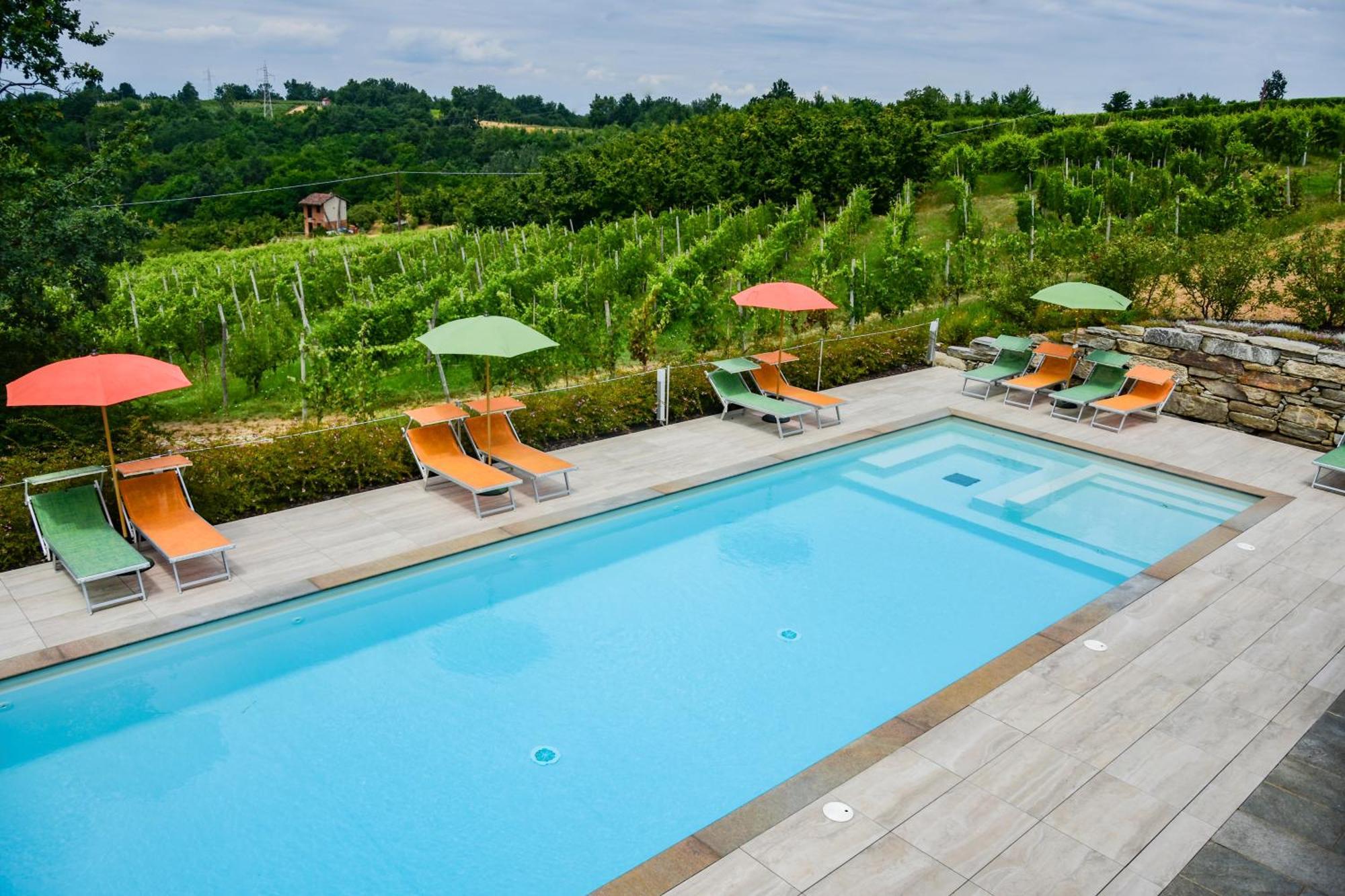 Agriturismo Cascina Ponchietta Montà Eksteriør billede